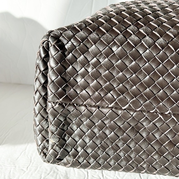 Ultra Soft Genuine Leather Large Tote - Picture 6 of 16